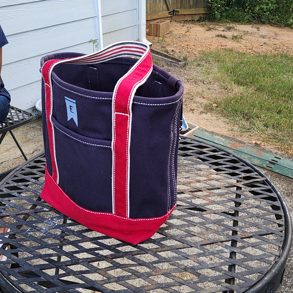 Lands' End Navy and Red Tote Bag - Picture 3 of 11